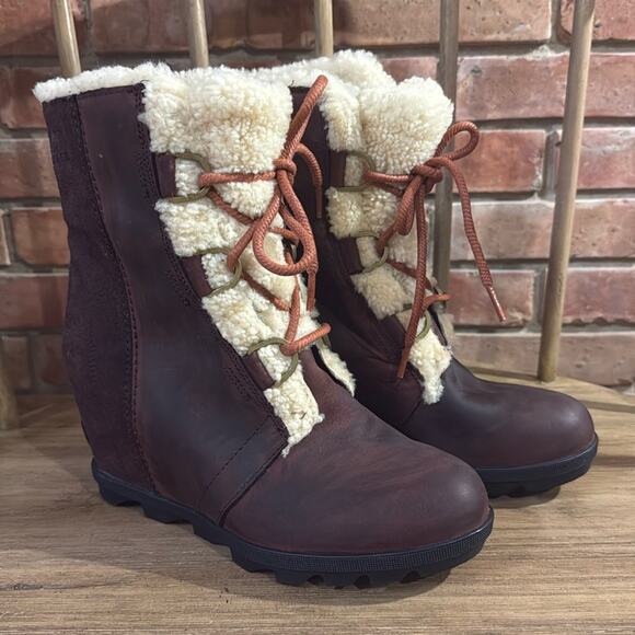 SOREL Joan of Arctic Wedge II Shearling Ankle Boot Size 9 - Picture 1 of 7